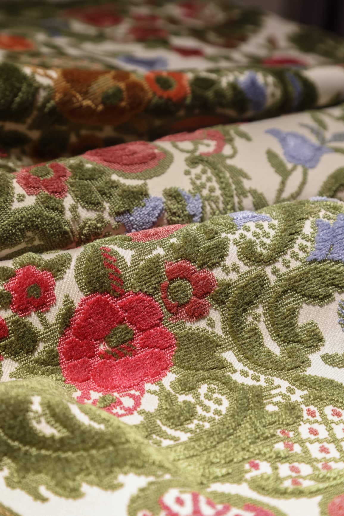 JBL-personalización de terciopelo Jacquard, muestra gratuita de flores coloridas, tela Cut-Pile, textiles para el hogar de lujo para sofá